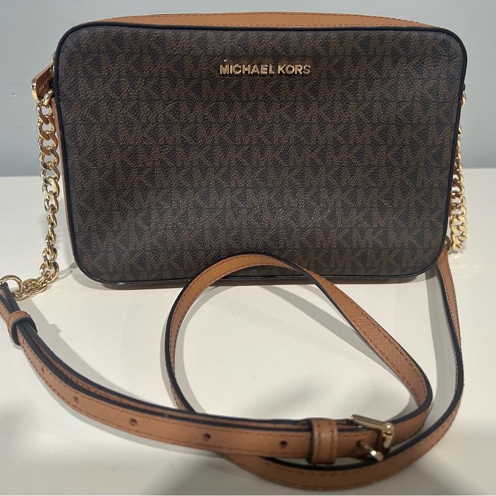 Michael Kors crossbody